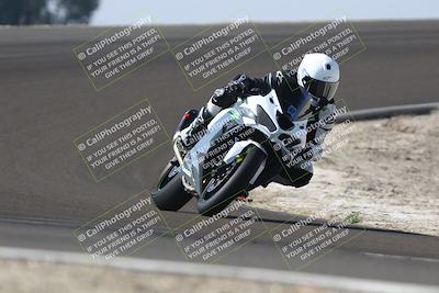 media/Nov-01-2025-TrackDaz (Sat) [[2b4d5192bc]]/B Group/1220pm (Turn 2 Outside)/